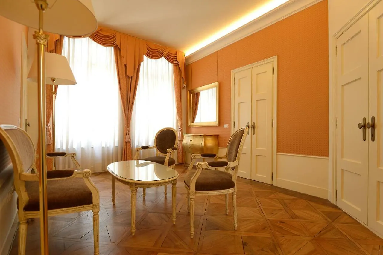 Aparthotel Corte Barozzi Venice Suites
