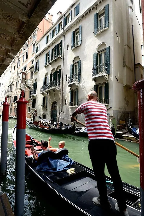 Corte Barozzi Venice Suites